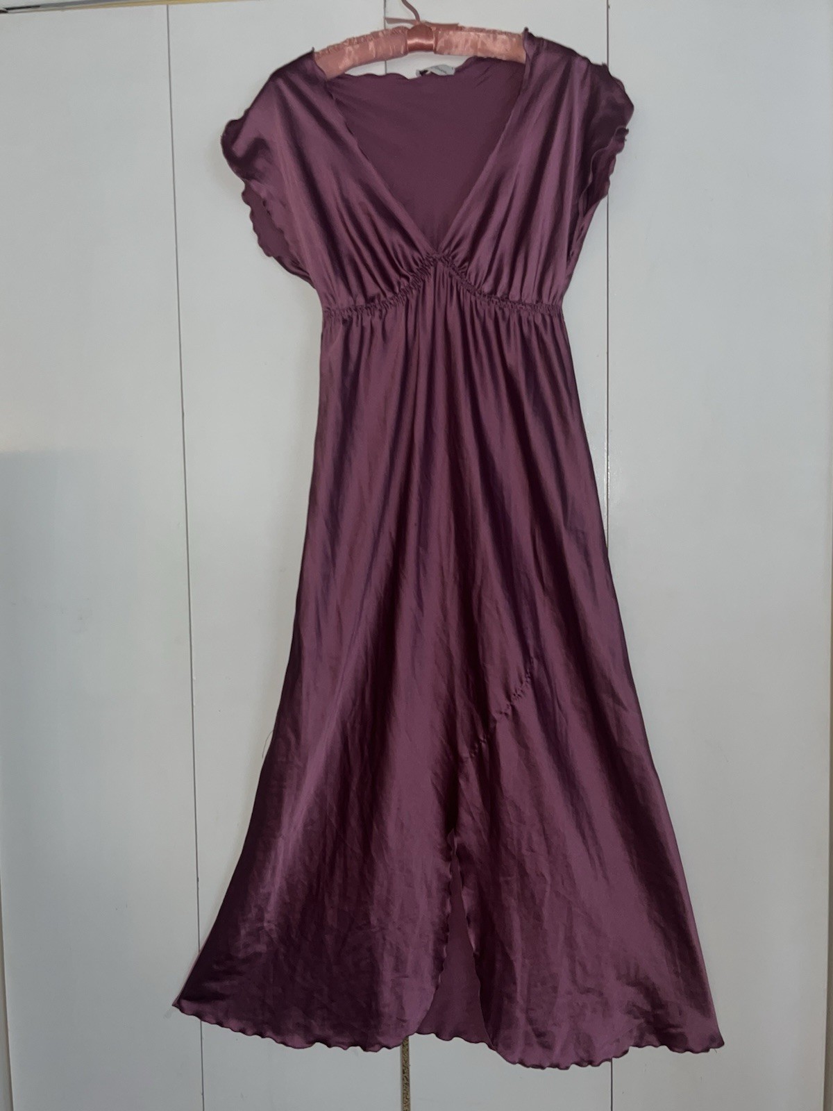 Vtg Miss Elaine Purple Satin Maxi Nightgown Large V Neck Flutter Sleeves