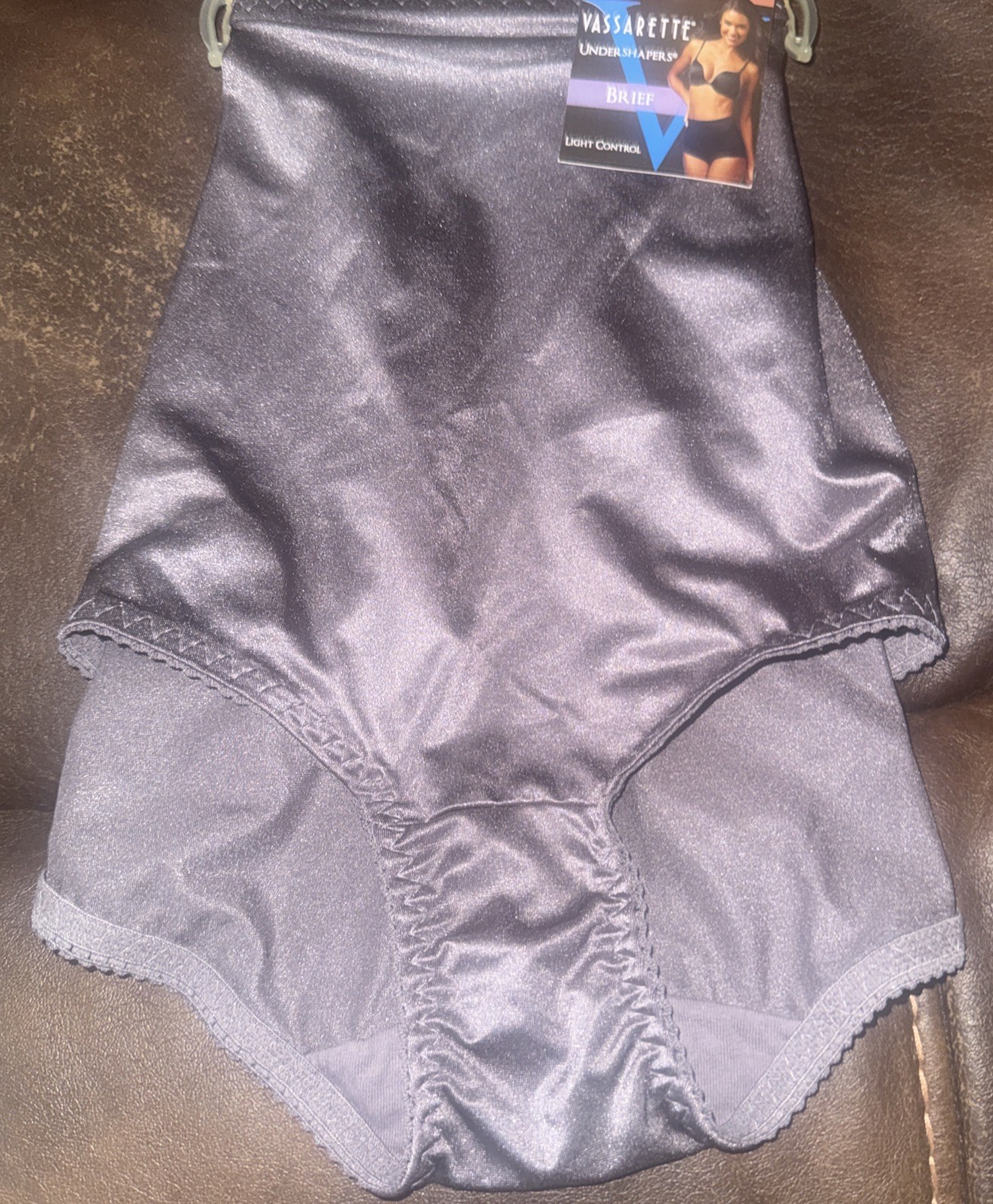 3X/10 Vassarette Undershapers Light Control Panties Second Skin Satin NWT Steele