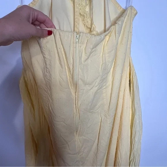 Vintage Torrid Butter Yellow Halter Neck Sundress Size 18 Made in USA