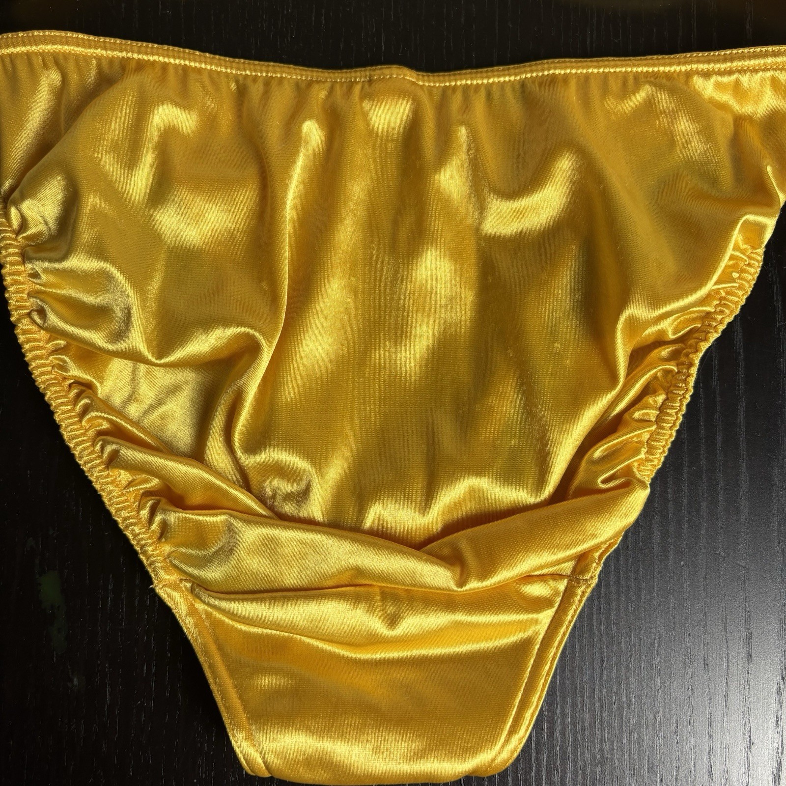 Vintage Victoria&rsquo;s Secret Second Skin Satin Bra Set Golden Yellow Size 34C/S
