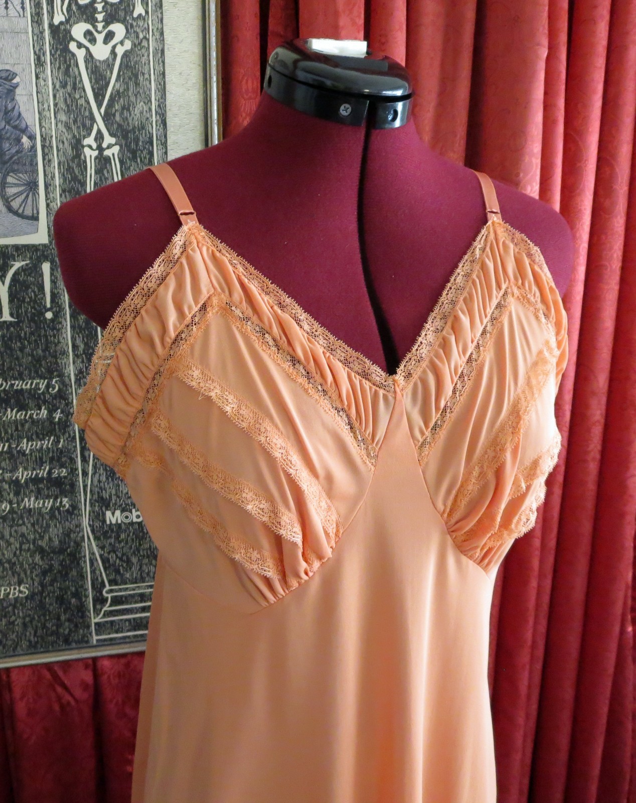 1950s Luxite by Holeproof « Charm » Full Slip Orange L
