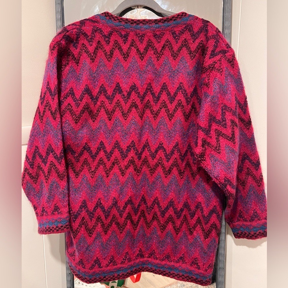 Vintage 80s Wool Blend Buttonup Chevron Stripe Oversized Cardigan Sweater small