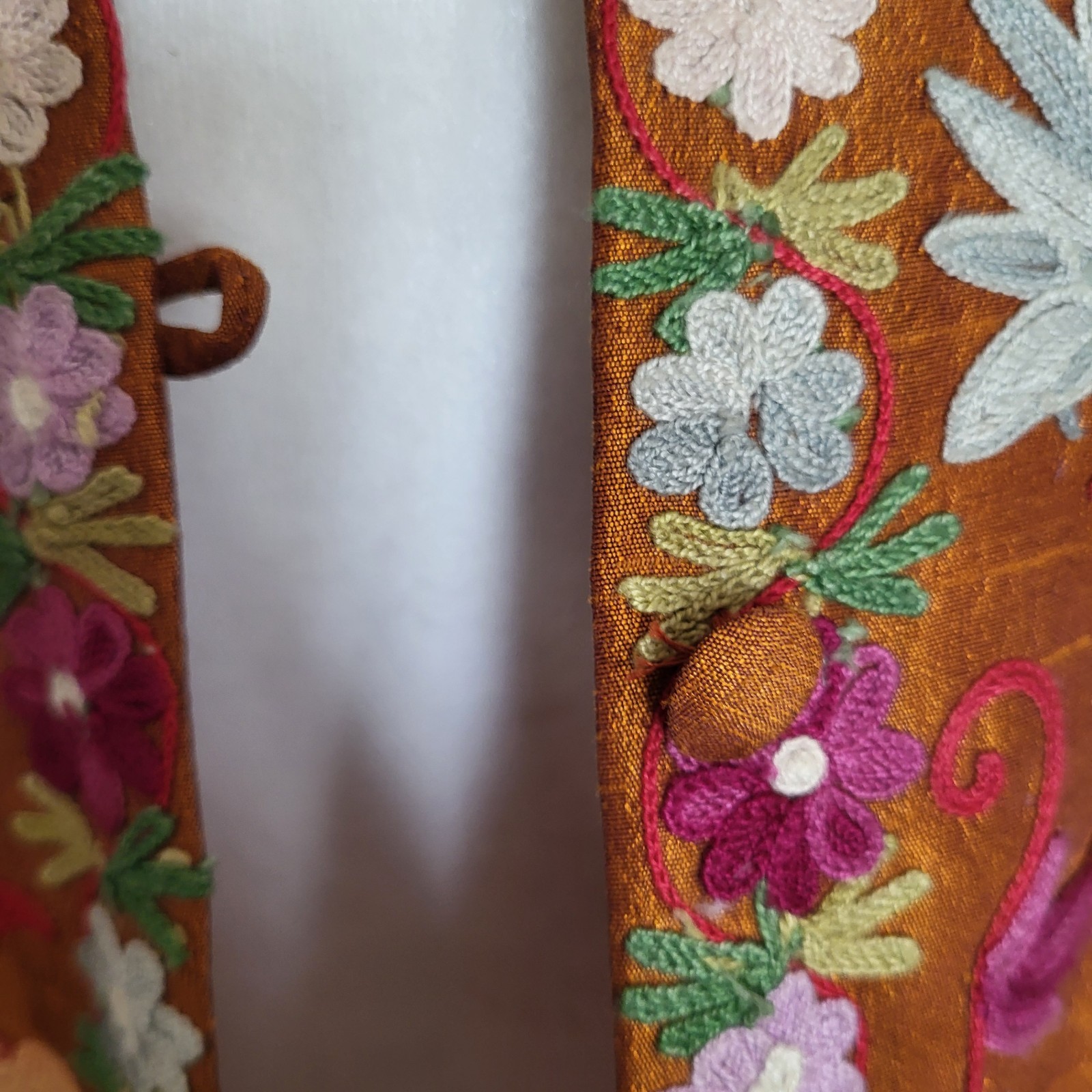 Vintage Long Kashmiri Aari Crewel Embroidered Copper Silk Jacket Floral Size L