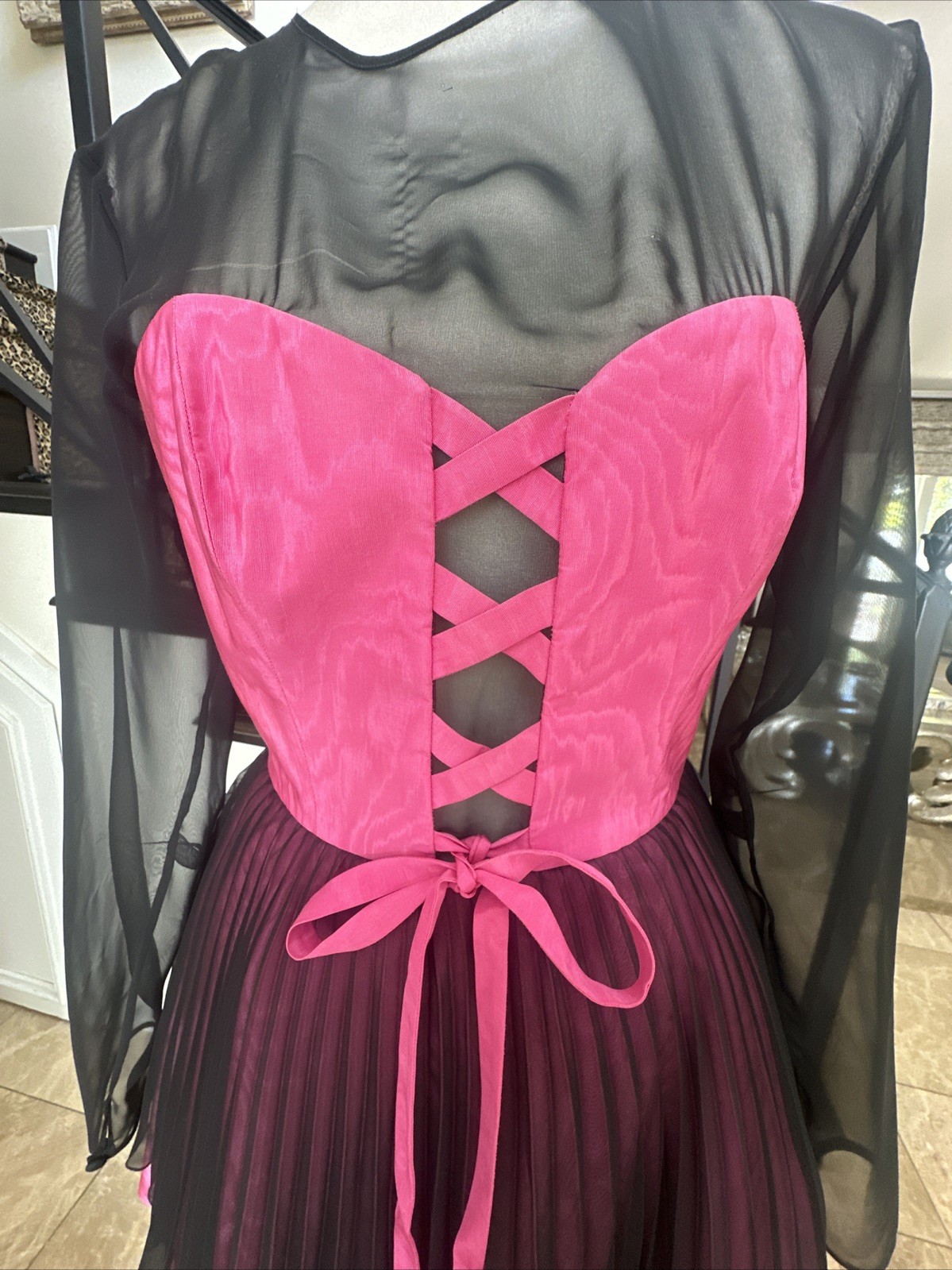 Guy Laroche 80s Pink Moire & Black Chiffon Corseted Tiered Pleated Dress 40