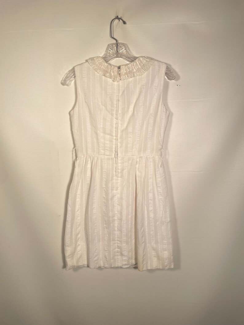 Vintage 1960s White Frilly Lace Mod Cotton Mini Dress Size XS/S