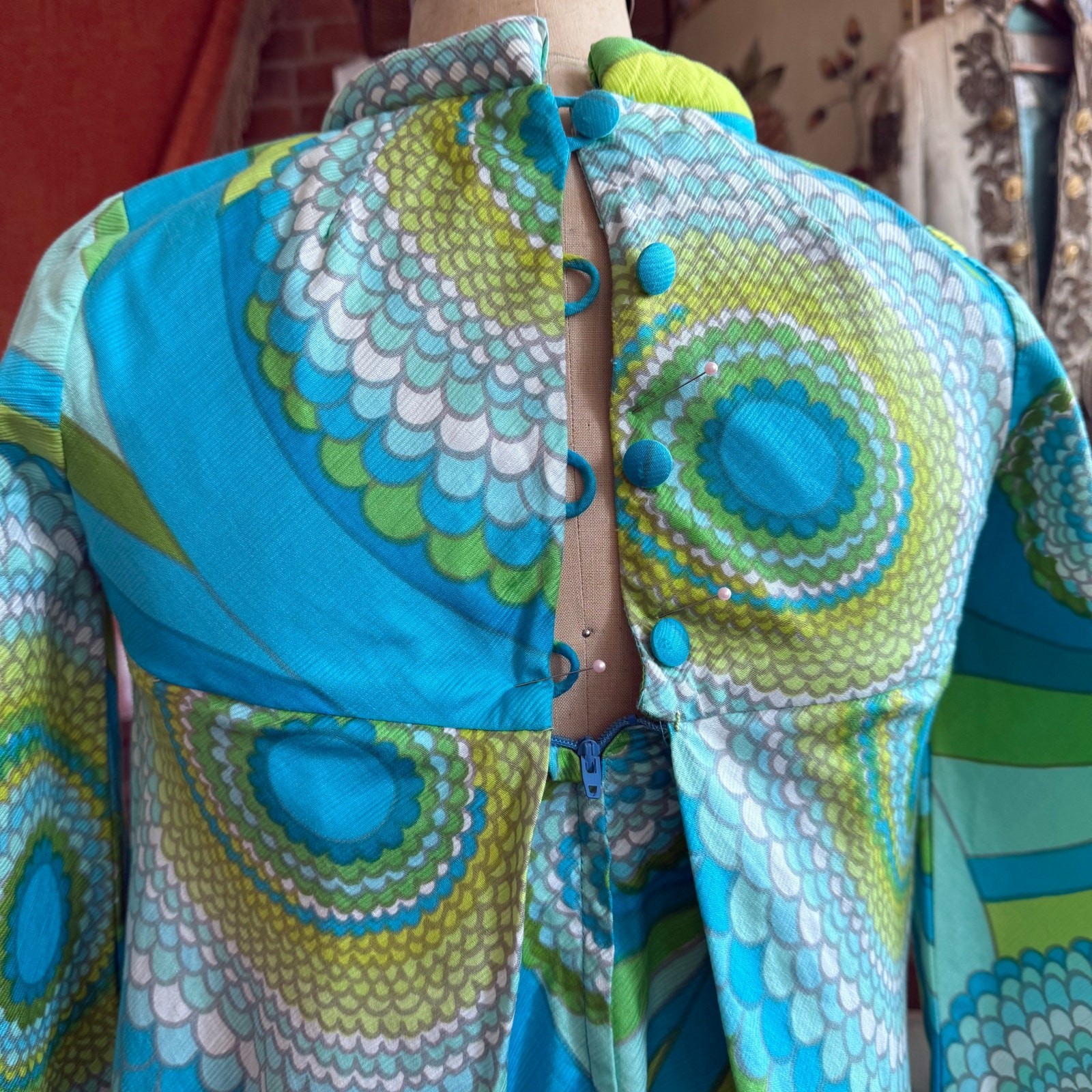 Vtg 60s 70s Psychedelic Mod Mini Dress Teal & Lime Mock Neck Trapeze Size XS