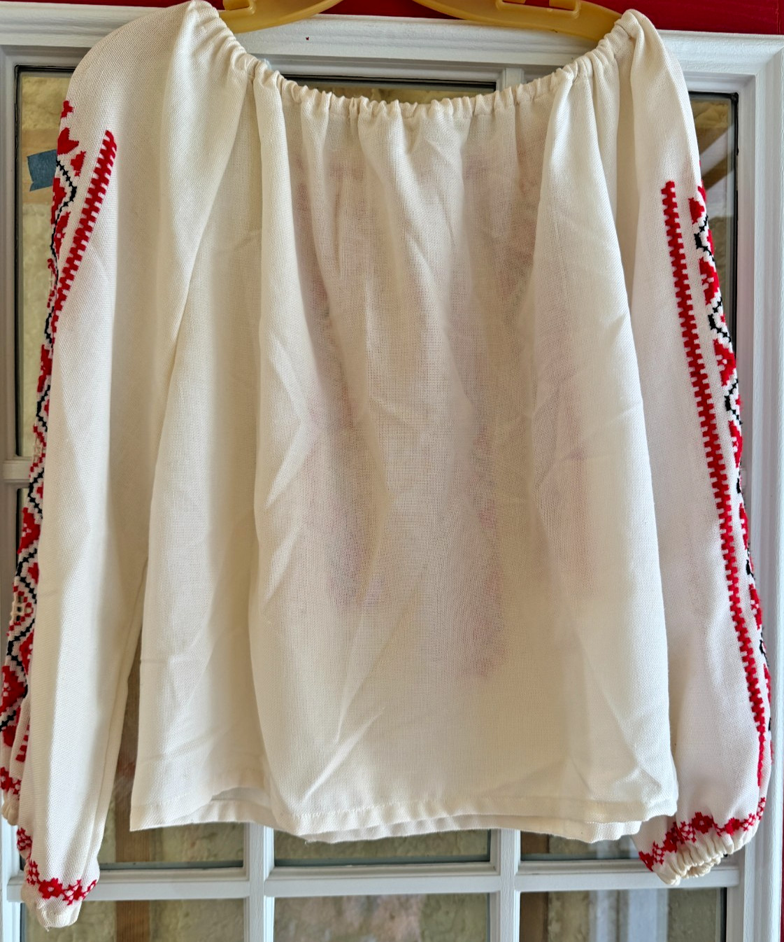 Vintage Hungarian Blouse Embroidered Peasant Top Ethnic Folk Shirt Cross-Stitch!