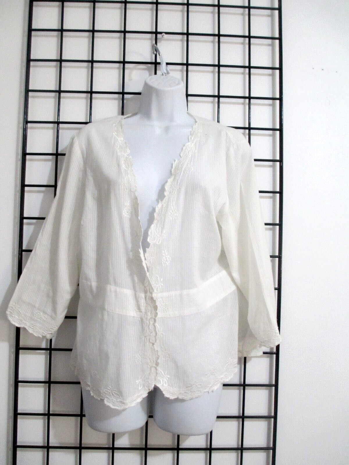VINTAGE APRIL CORNELL FOR ORVIS 🌸 MEDIUM ==IVORY EMBROIDERED TOPPER BLOUSE