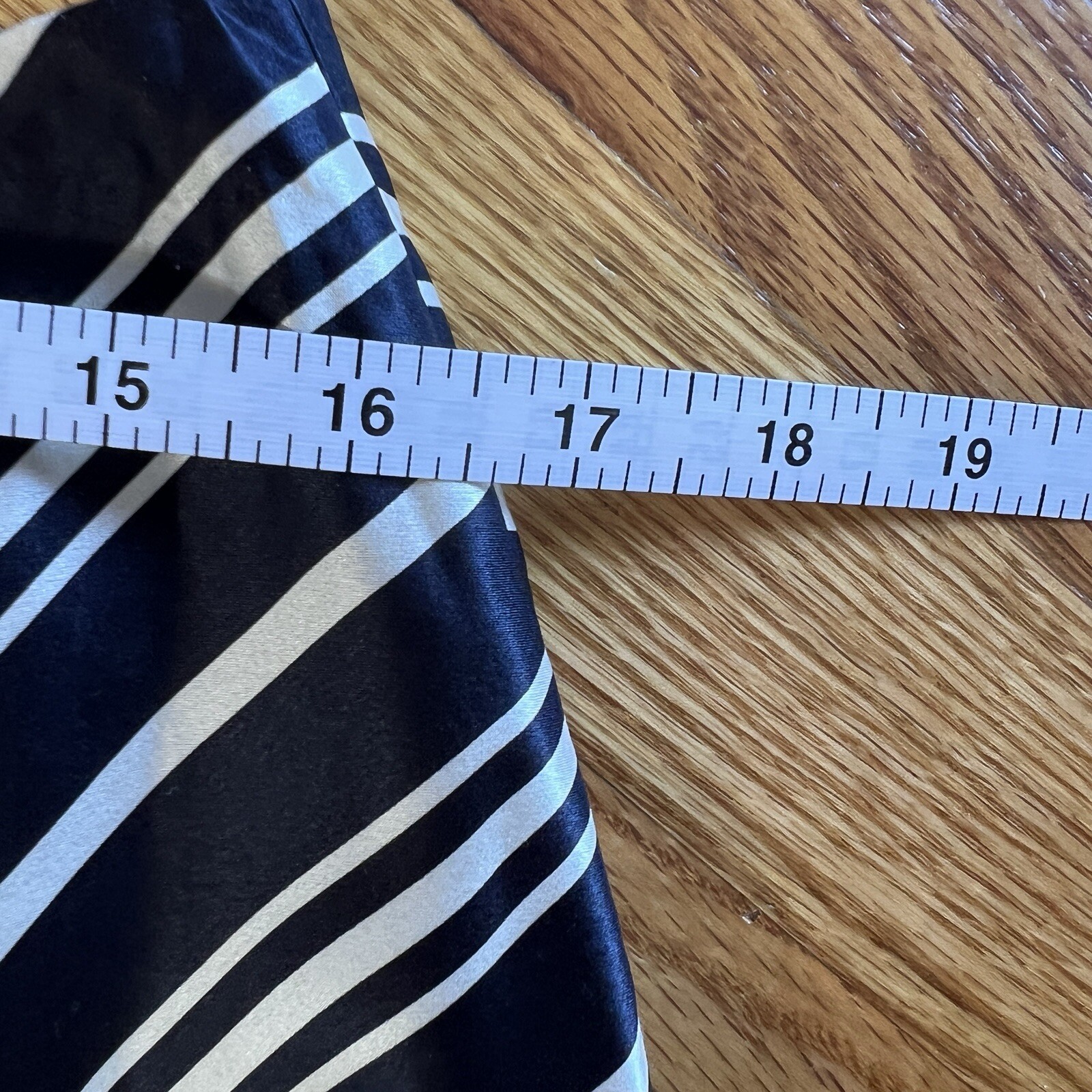 Pendleton Silk Chevron Stripe Pencil Skirt Size 10 Navy White Workwear