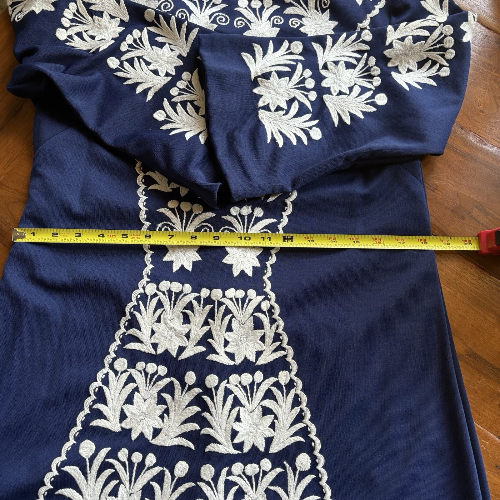 VTG Hand Embroidered Maxi Hostess Gown Dress 3/4 Bell Sleeves Knit 8-10 Bust 39&Prime;