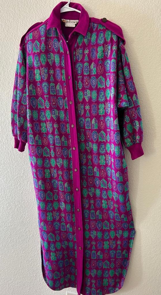 VTG David Brown Boutique, CALIF. Long Women 1 SZ. Button Front & Pockets. PRETTY