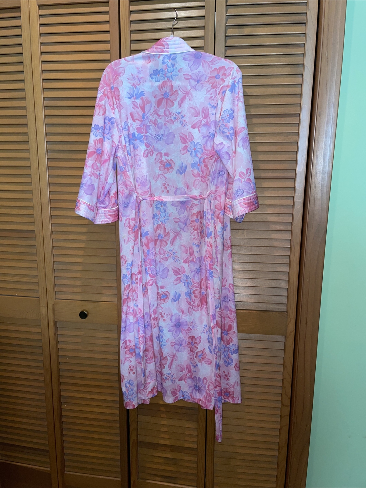 Carriage Court Sears Robe Size Medium 12/14