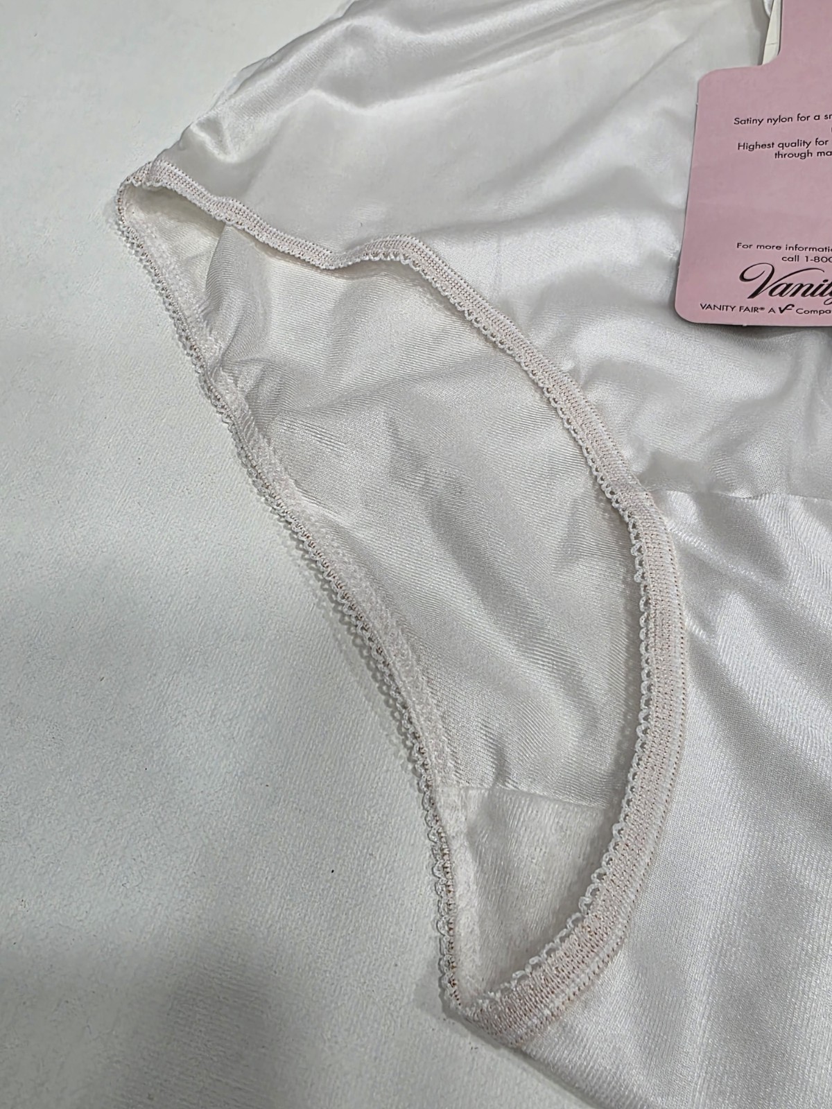 Vanity Fair Vintage White Solid Nylon Cotton Panties Size 6 NWT