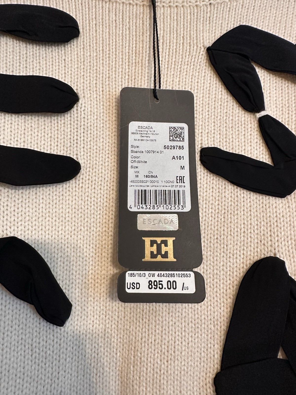 ESCADA Sweater Size Medium M Cashmere Blend Cream Black Ribbon NWT