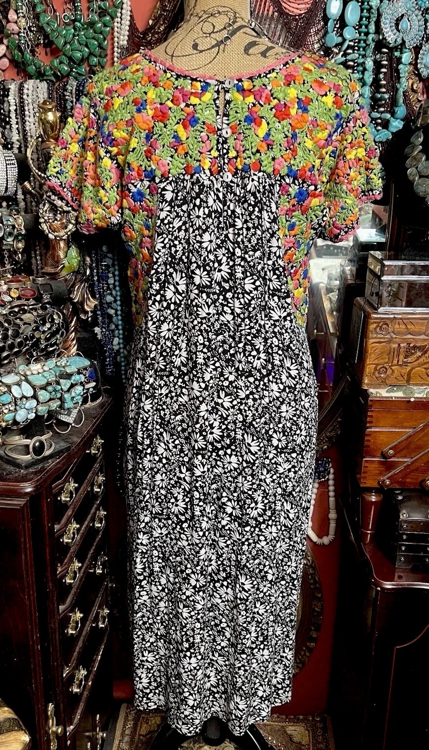 Beautiful “Sister Mary” Black And White Multi Floral Color Embroidery Oaxacan ML