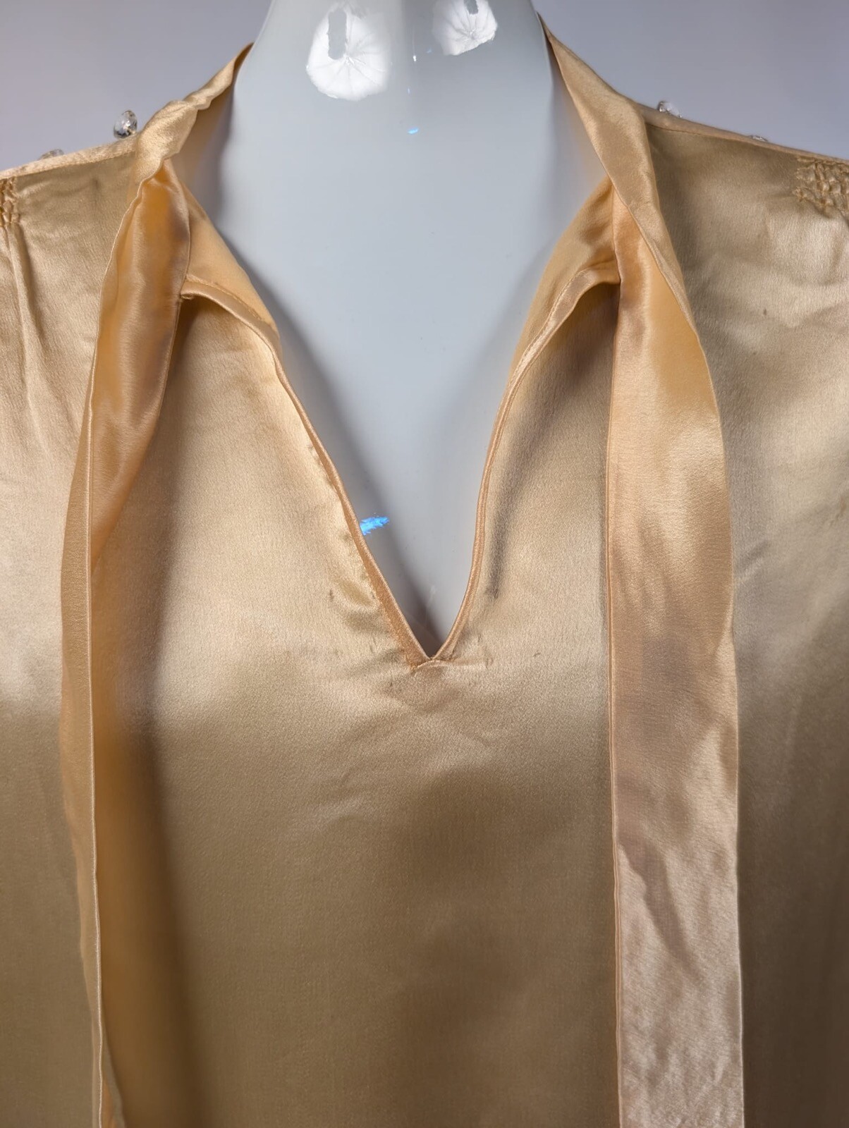 FLAPPER 1920’S YELLOW SILK SATIN DRESS W CUTOUT DETAILED POCKET