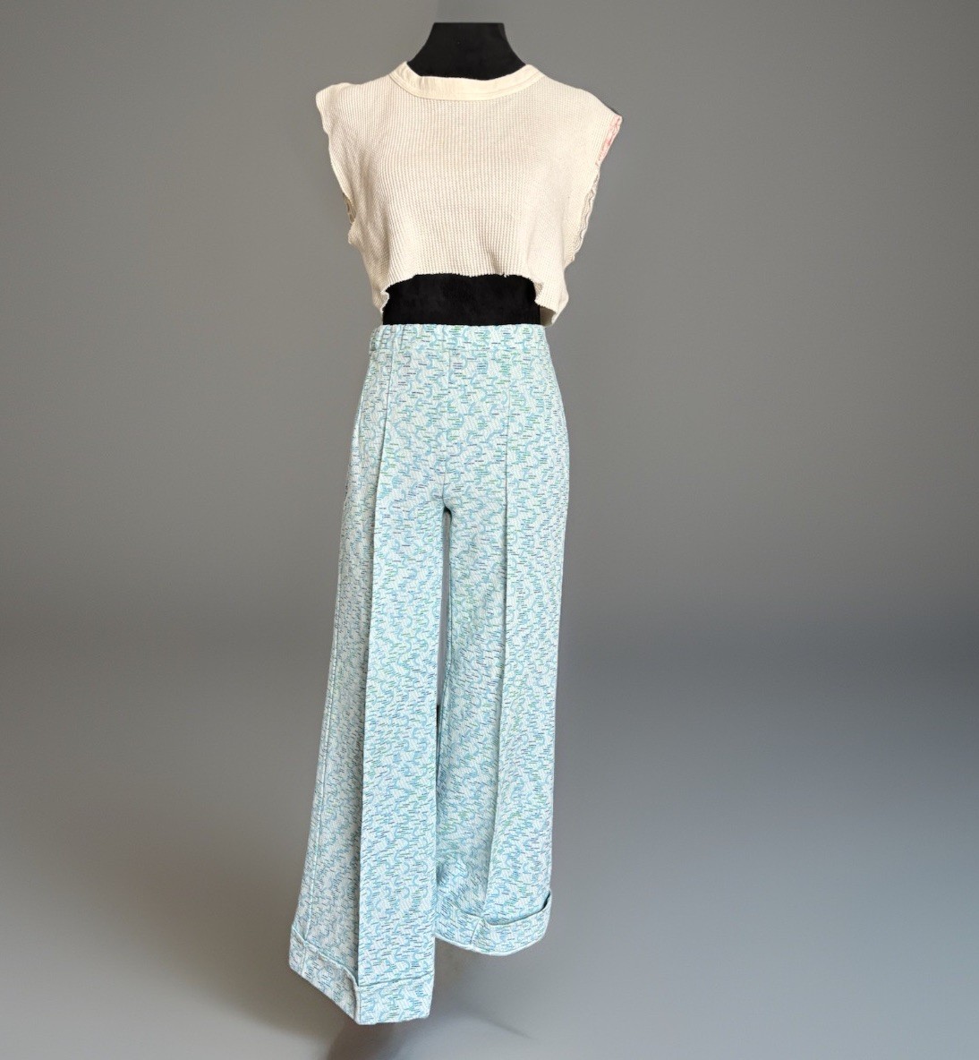 VTG 60s Miss Holly JAPAN Wider Leg FLARE Polyester Pants.high Waist.small/26-28”