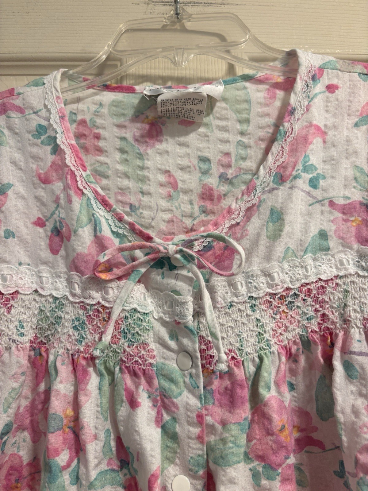 Vintage 90s Miss Elaine Size 1X Nightgown Robe Snaps Pockets Seersucker Lace