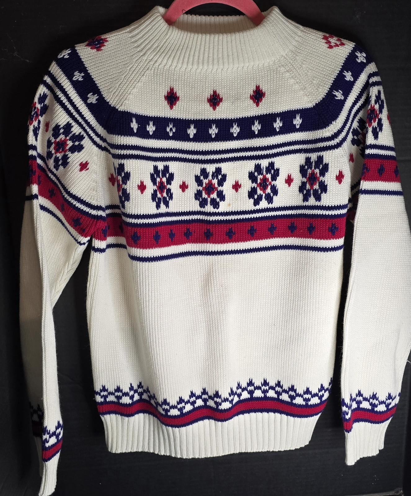 Vintage J. C. Penney Acrylic Snowflake Sweater Size Medium 70&rsquo;s-80&rsquo;s