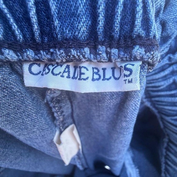 Vintage Ciscane Blues Denim Elastic Waist Shorts (Size 14) Waist 30-32&Prime;