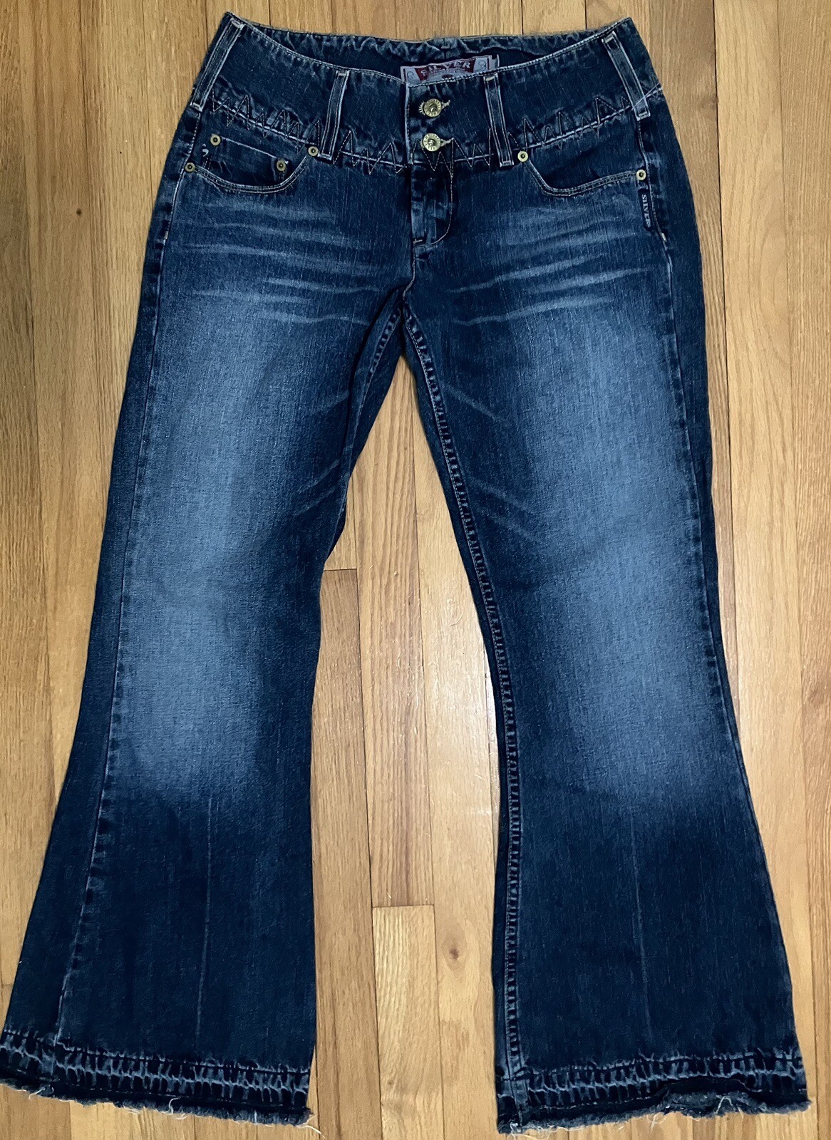 Silver Clothing Company Womens Vintage Jeans 31×31 Flare Bell Canada Two Button