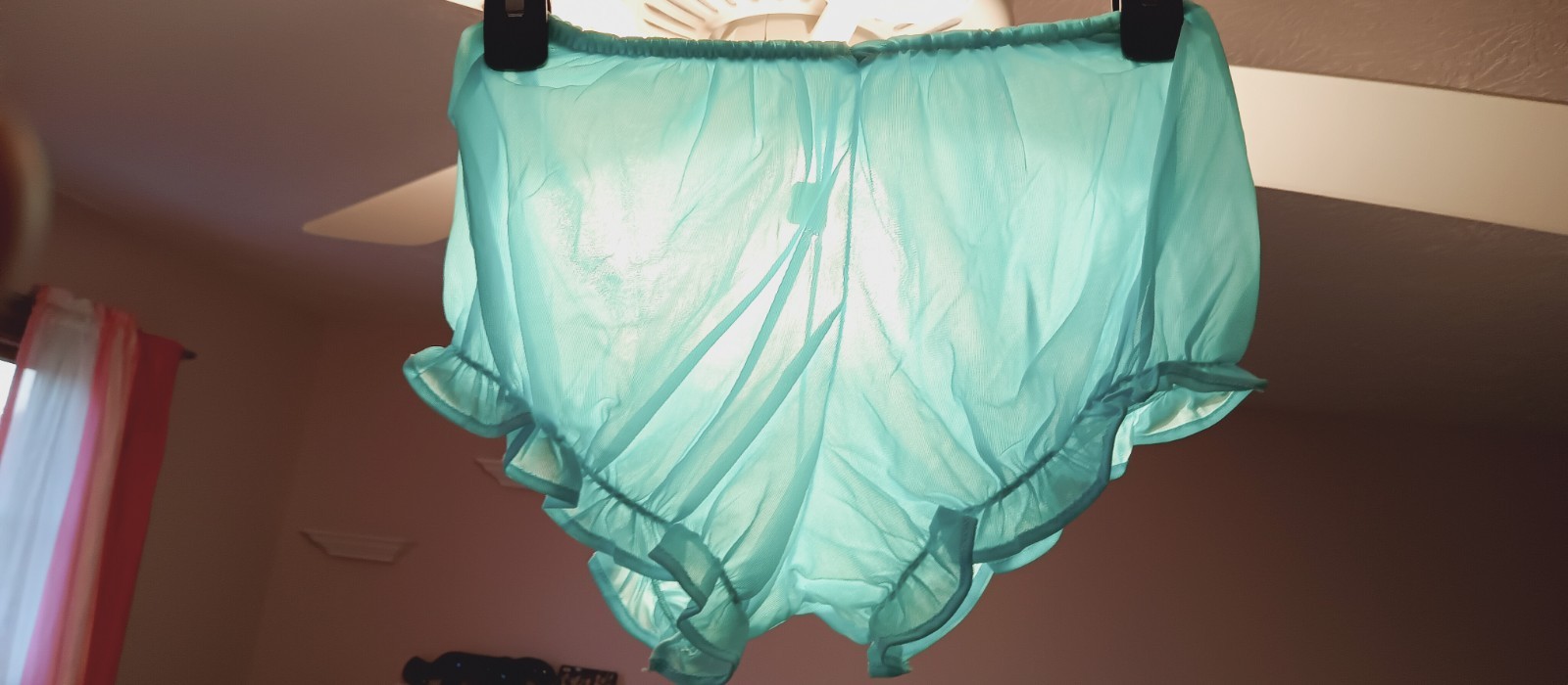 UNBRANDED VINTAGE NYLON PANTY sz 6-7 TURQUOISE BLOOMERS -RUFFLED LEG TRIM #AU607