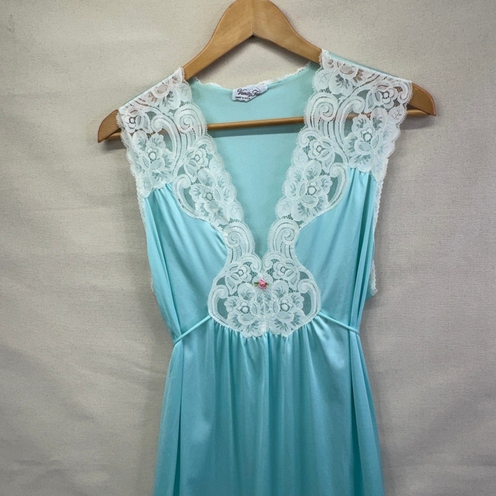 Vanity Fair Nightgown Large Blue Vintage Lace Coquette Ethereal Sleepwear Gown