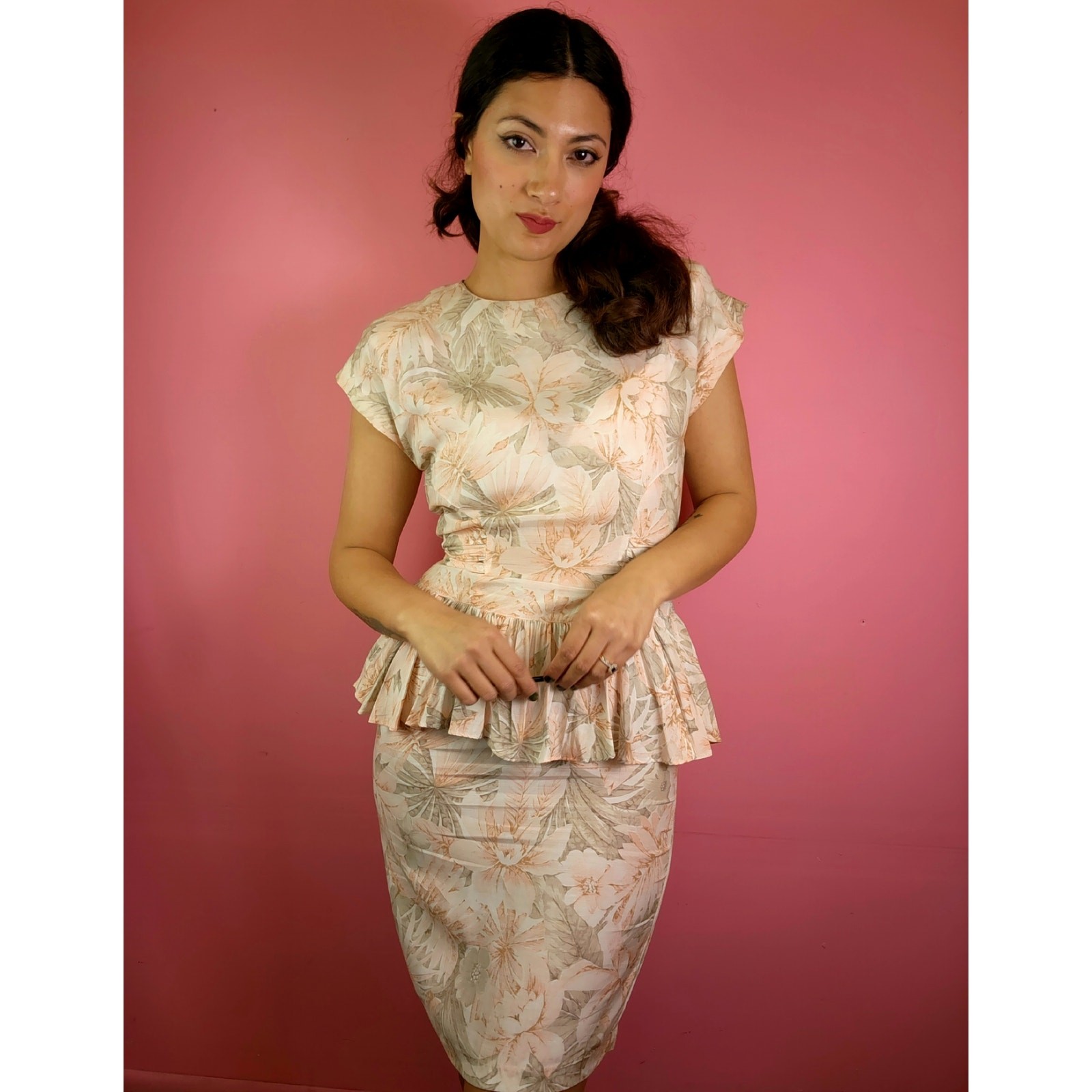 Vintage 1990&rsquo;s Light Peach and Cream Floral Peplum Dress Bow Back All That Jazz