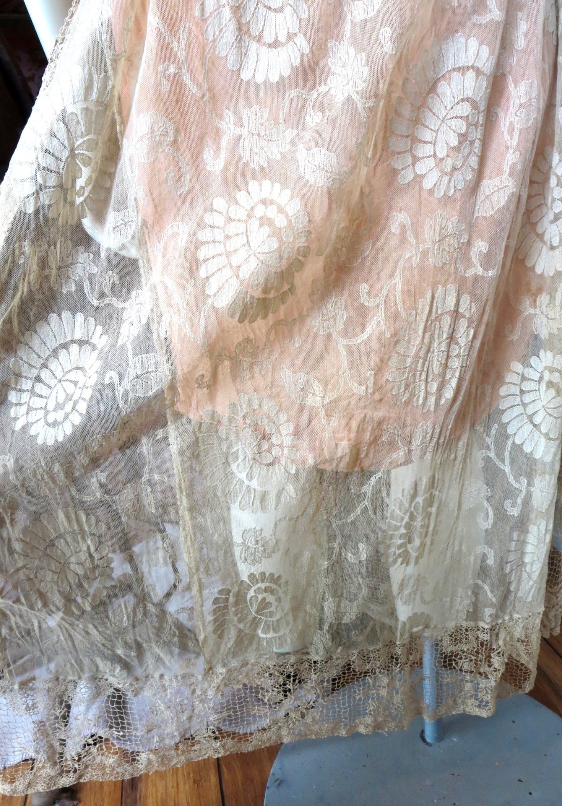1920s Antique Filet Lace & Devore Silk Flapper Gown Ecru and Peach 35 Bust