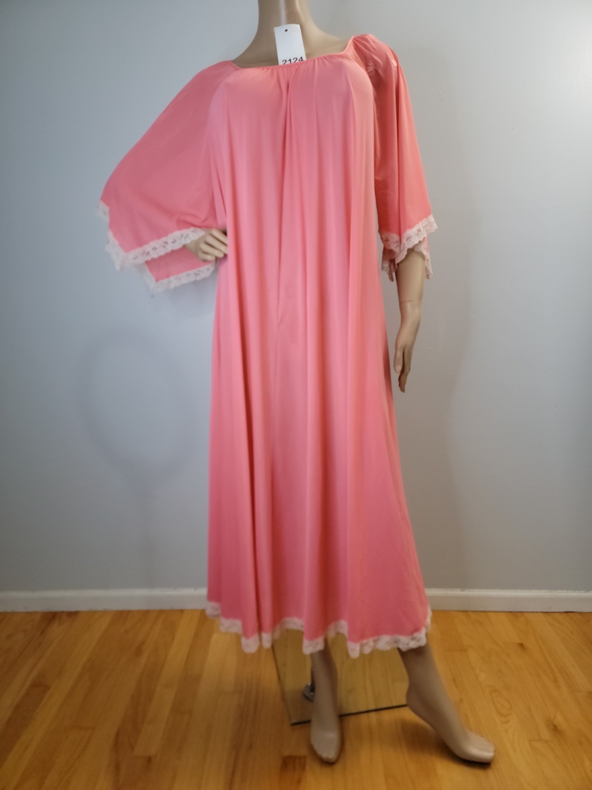 Vintage Lucie Ann 100% Nylon Coral Nightgown Ivory Lace Detail Size XL