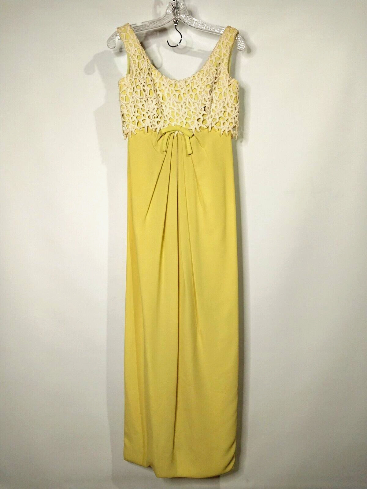 Vintage 1960s ILGWU Yellow Chiffon Lattice Web Maxi Prom Dress Women&rsquo;s Size 00