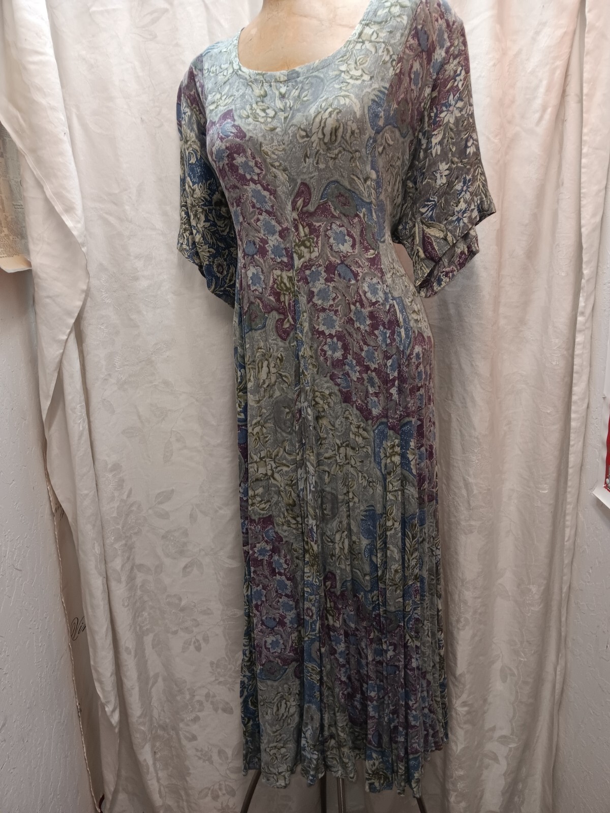 1980&rsquo;s Gray Blue Purple Soft Rayon Romantic Dress by Nostalgia Size Medium