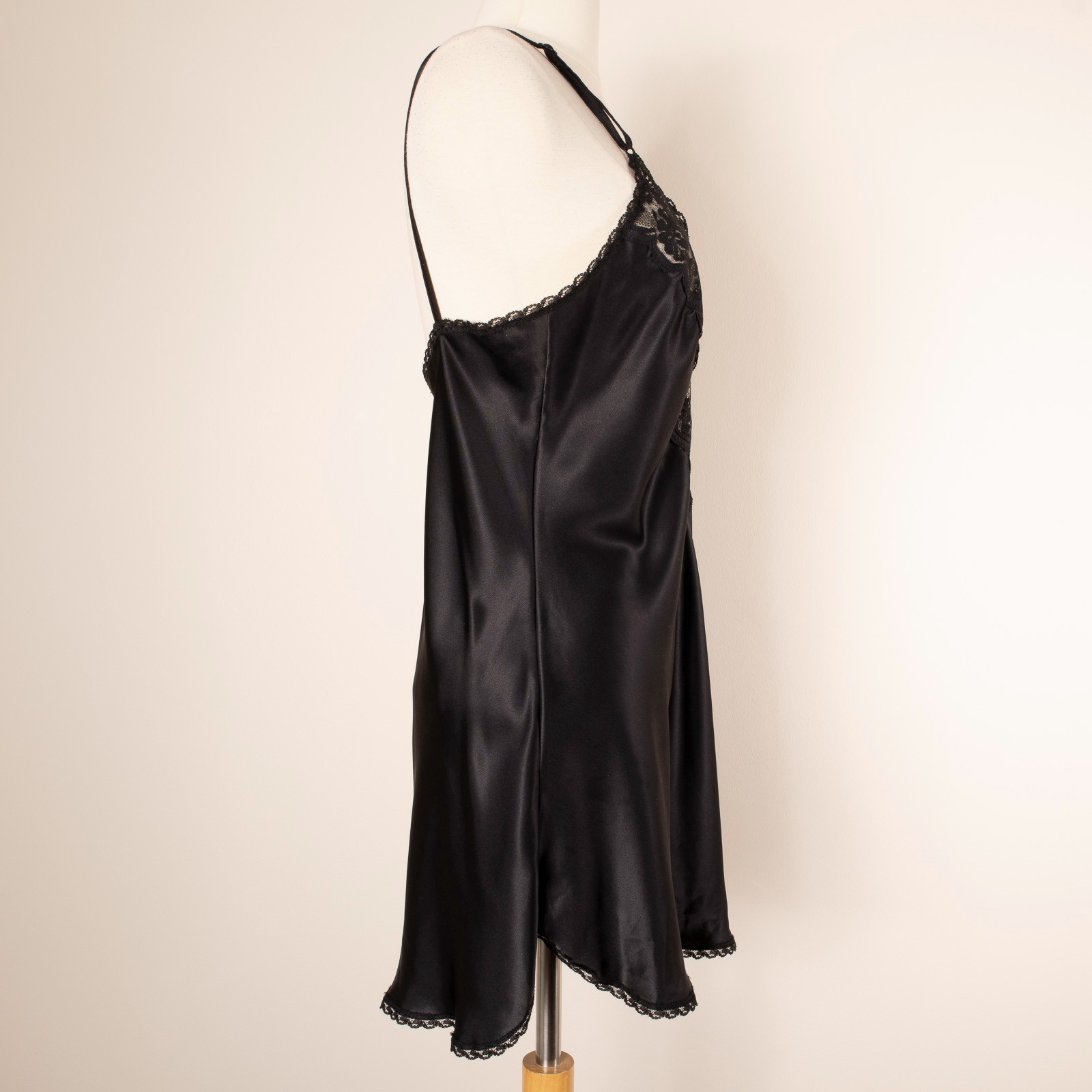 Vtg MAIDENFORM CHANTILLY Black Slip Camisole 34 Liquid Satin Lingerie Goth ILGWU