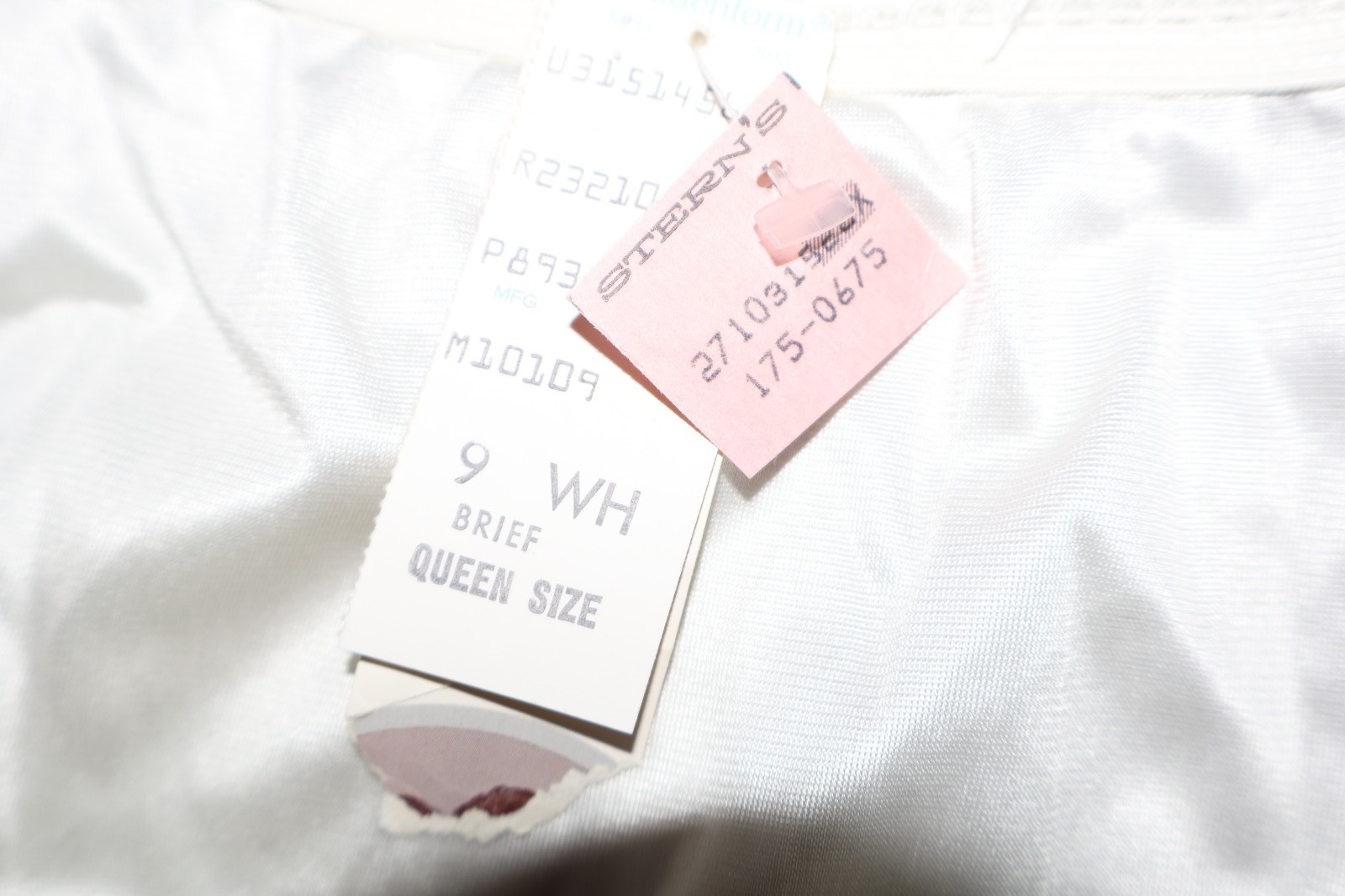 NOS Vintage Maidenform Wise Buys Antron III Nylon Full Brief Queen Size 9