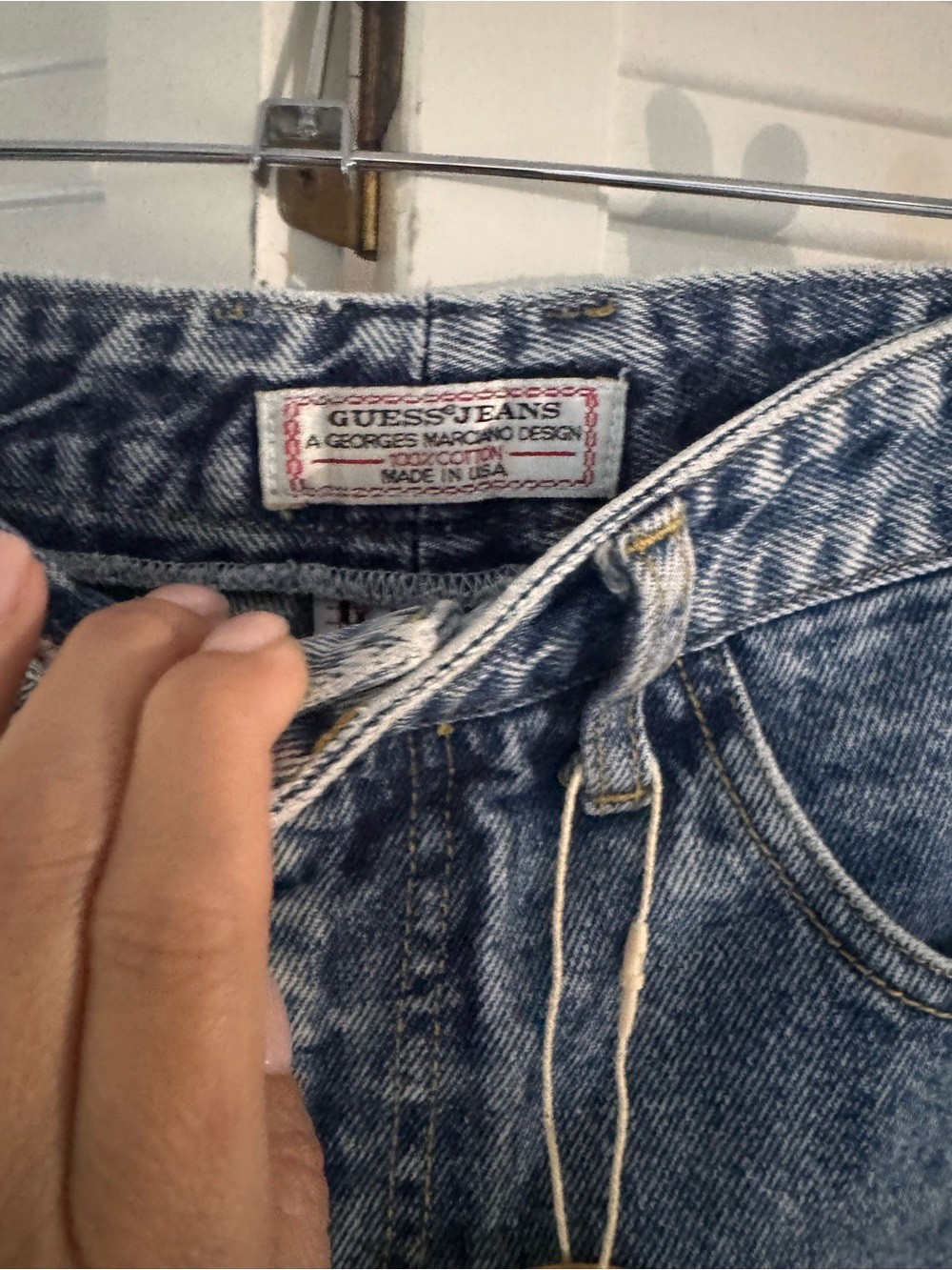Authentic Vintage 90’s Guess High-Rise Women&rsquo;s Blue Denim Jeans 0050