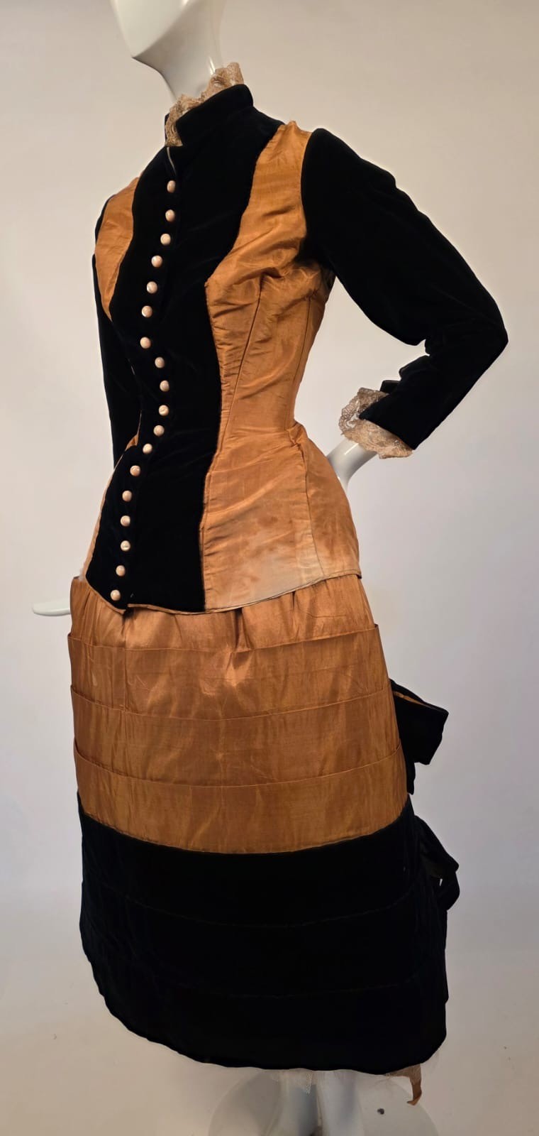 VICTORIAN 1870’S BUTTERSCOTCH SILK + BLACK VELVET WALKING SUIT BUSTLE DRESS