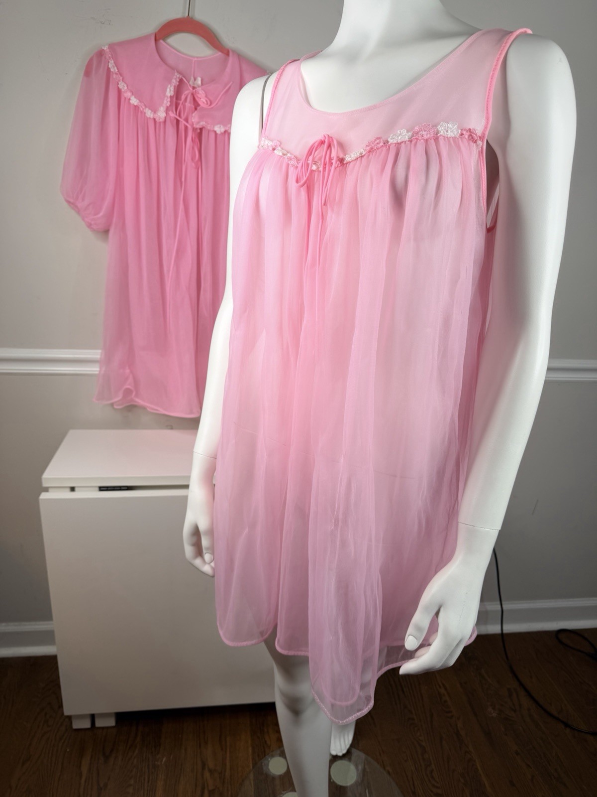 Vintage 60s pink Chiffon Peignoir set layered Babydoll Bow Nightgown robe M