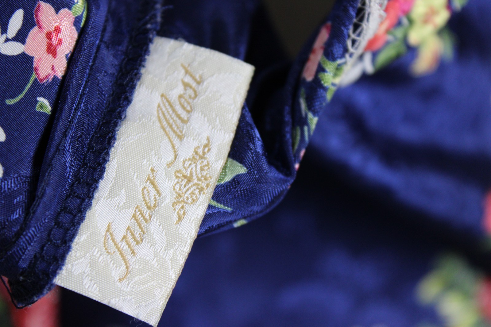 Vintage Inner Most Blue Short Nightgown – Sz M Floral Satin, Lace Trim