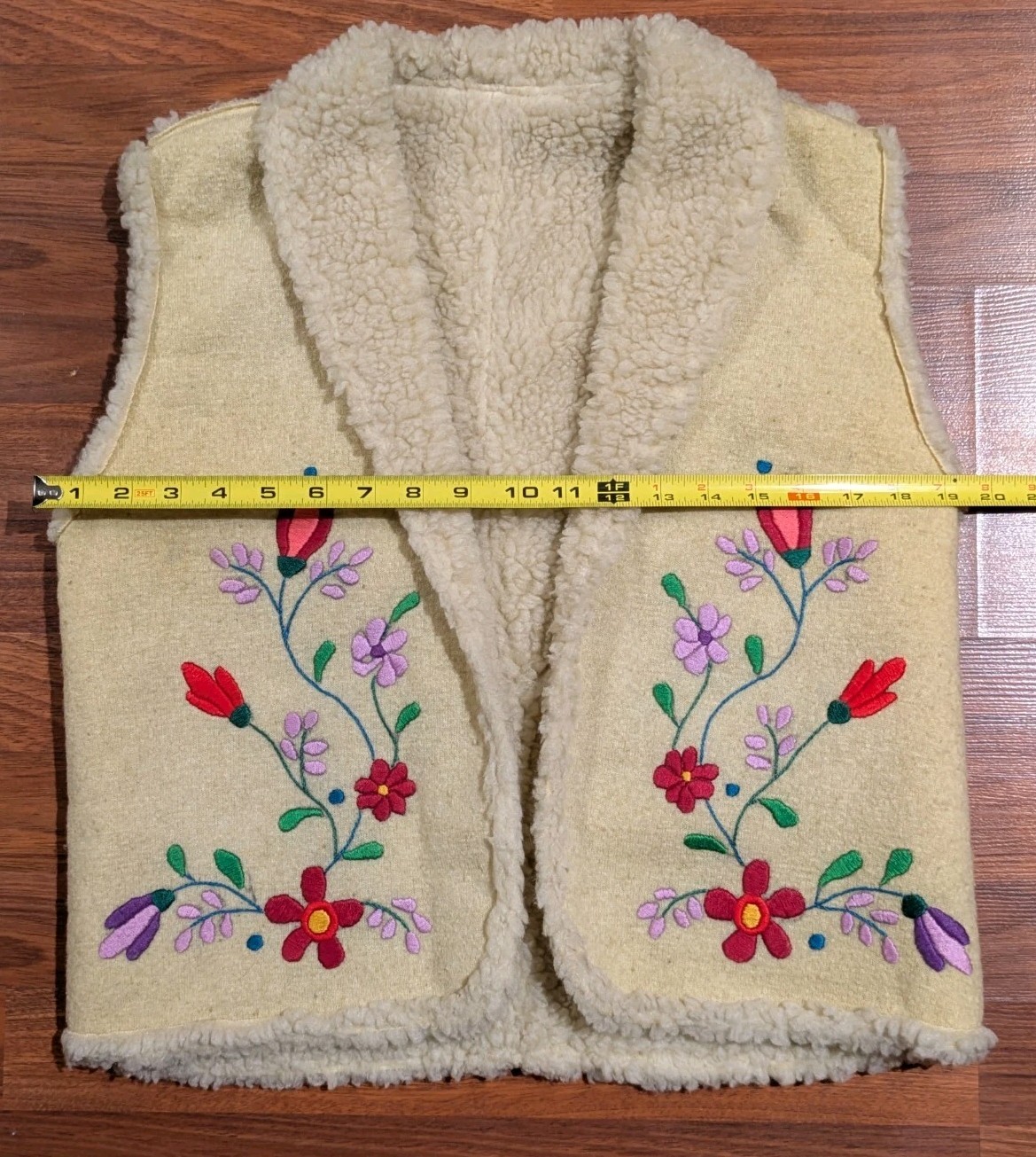 Vintage Wool Embroidered Shearling Vest Boho Folk Hippie Floral Sherpa Lined S/M