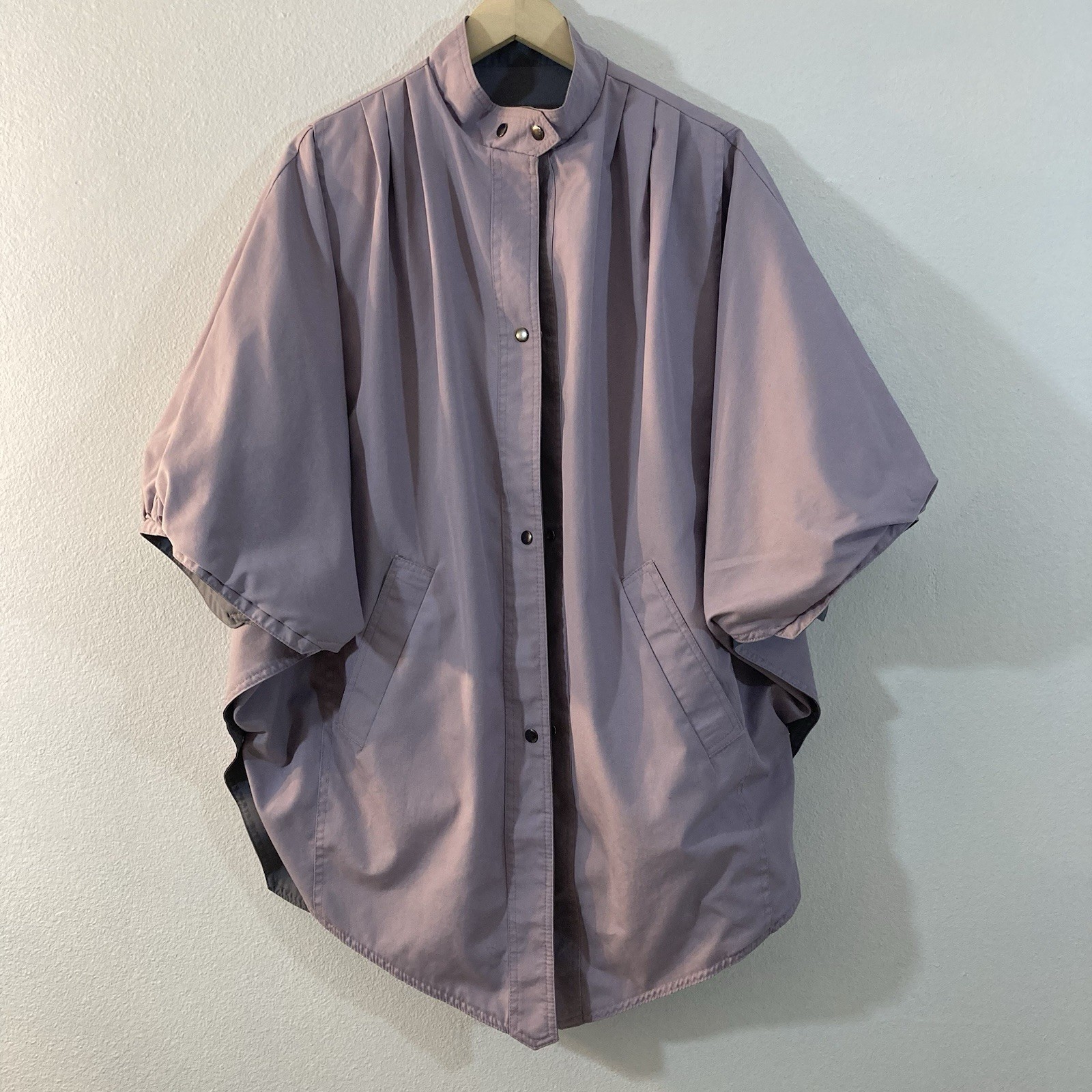 Vintage 1980’s Reversible Cape Poncho One Size High Neck Gray and Lavender