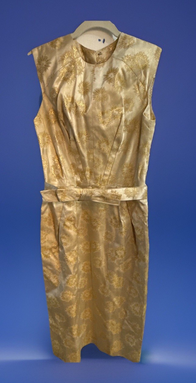 Carnival Vintage 1950-60s Metallic Gold Lamé Wiggle Cocktail Dress Sz 13