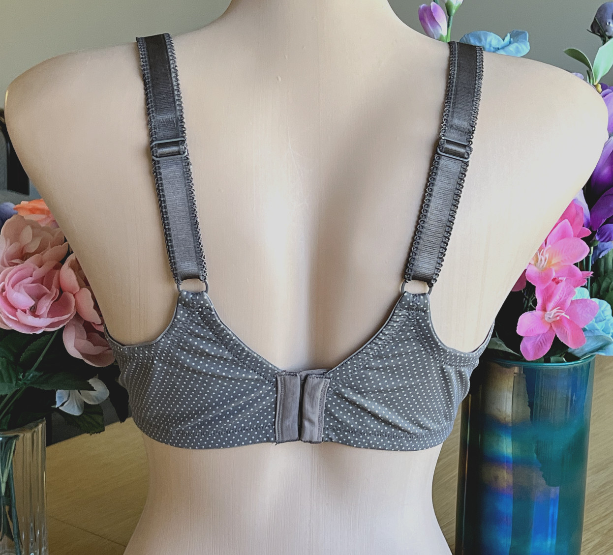 OLGA 40D Brown Polka Dot Luxury Lift Full Figure Molded Cup Underwire Bra #35063