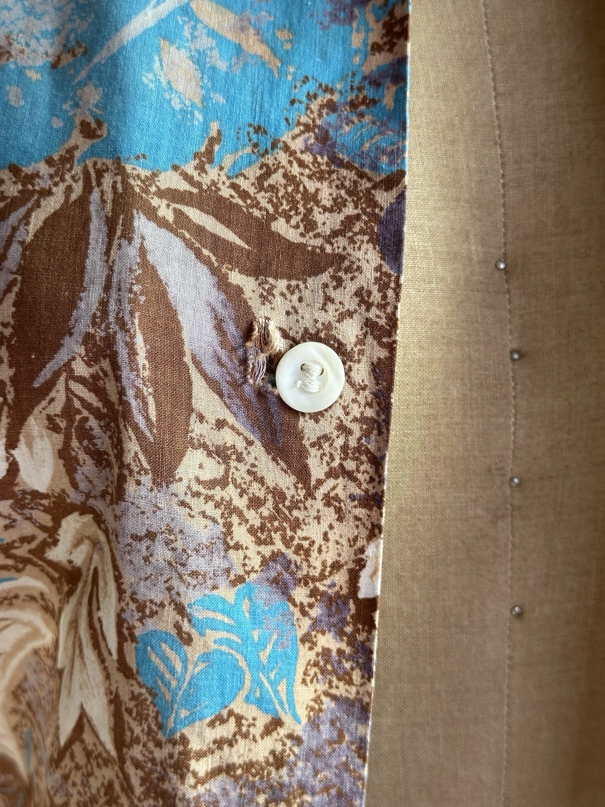 1940s Laguna Vintage Hawaiian Brown Blue Aqua Floral Surfer Button Up as is XS
