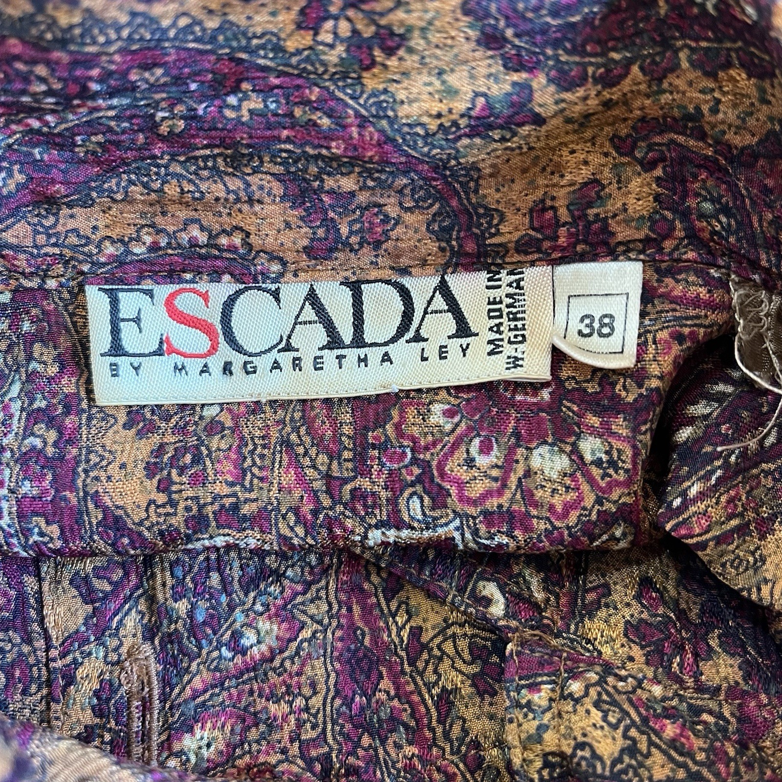 VTG Escada Size 38 Silk Blouse Margaretha Ley Top Paisley Print Button Front
