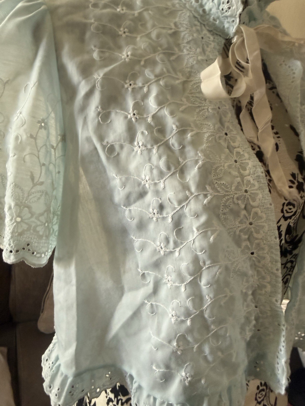 Vintage Donna Richards For Gilligan O’malley Blue Eyelet Trim Shawl Cover Collar