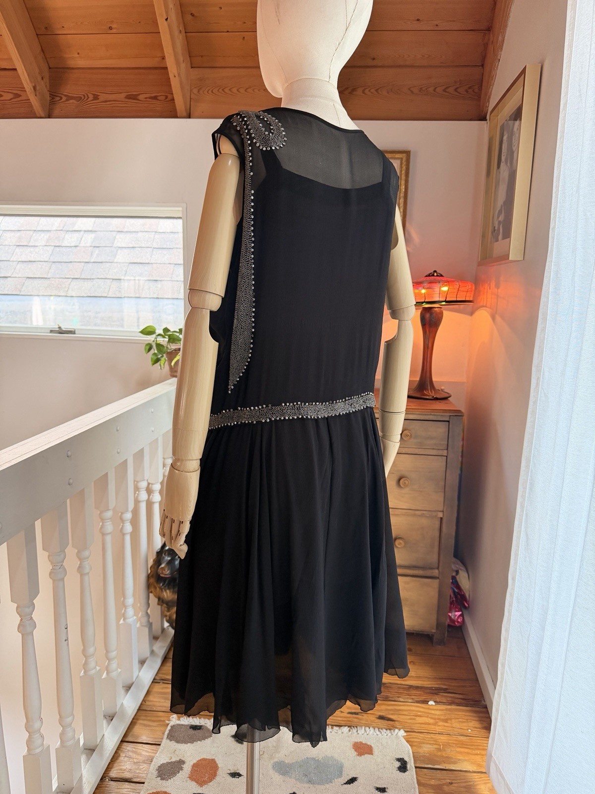 1920s Silk Chiffon Flapper Gown – Trompe L&rsquo;oeil Bead Bow W provenance – Medium