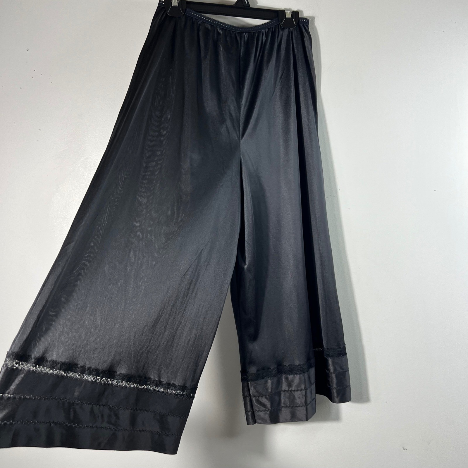 Womens Vintage Pinehurst Lingerie Cropped Wide Leg Slip Pants Black Medium Tall