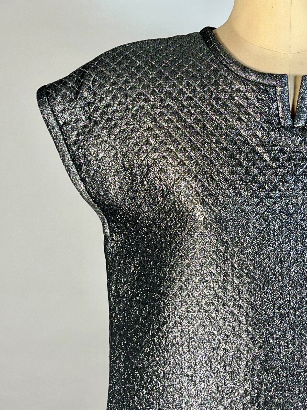 Vintage 1990&rsquo;s silver metallic LUREX quilted futuristic sack dress deadstock NWT