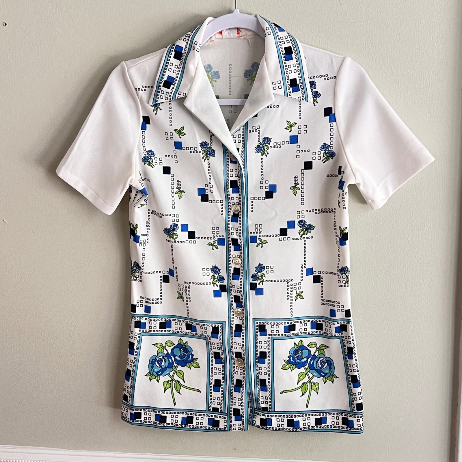 Smartique Button Up Blouse Sz S M Vintage 70s Floral Geometric White Blue Retro