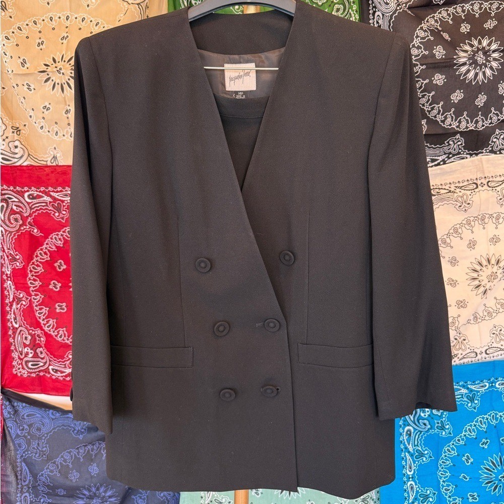 VINTAGE 80&rsquo;s Jacqueline Ferrar Black Double-Breasted Blazer Set with skirt
